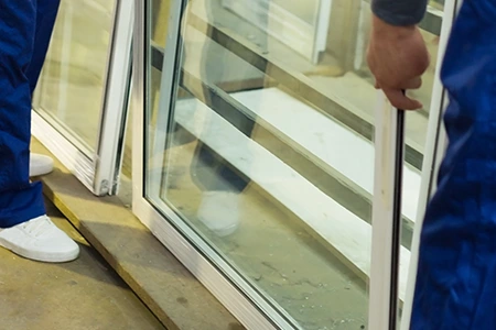 Commercial Glass Repair Technician in Lealman, FL